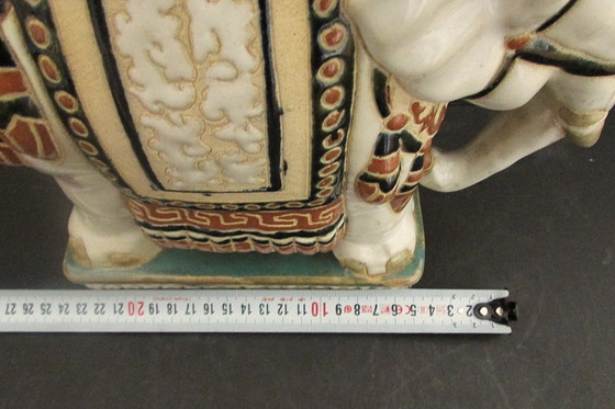 Image 1 of Oliiefantentafeltje