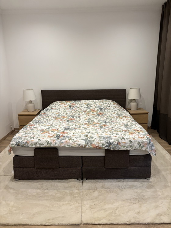 Image 1 of Boxspring