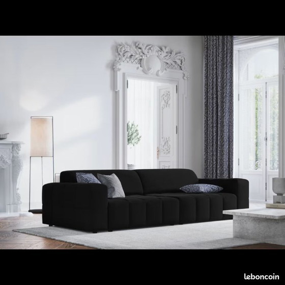 Image 1 of Set divano e due poltrone Christian Lacroix