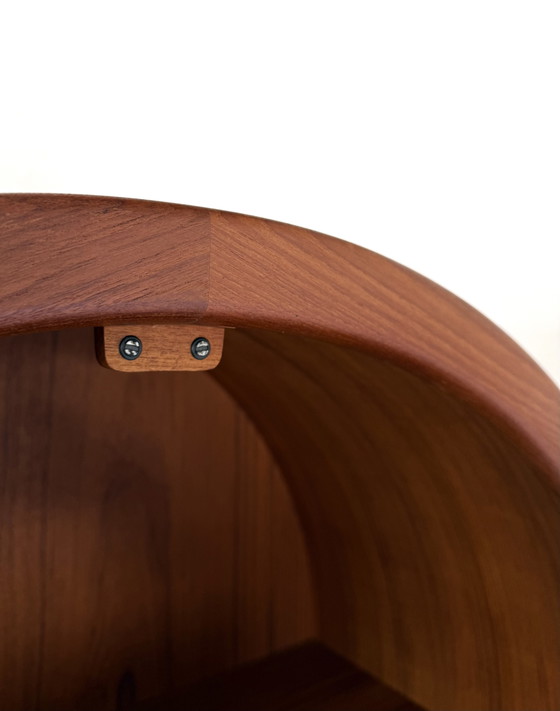 Vintage Deense Teakhouten Boogvitrine, Dyrlund ‘80 – Vitrinekasten, Glass, Wood (photo 7 of 15)