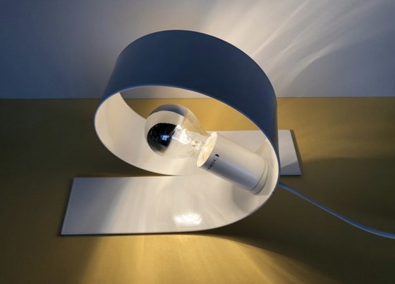 Image 1 of Massive - Made in Belgium - Looping lamp - table lamp - white lacquered - 90's