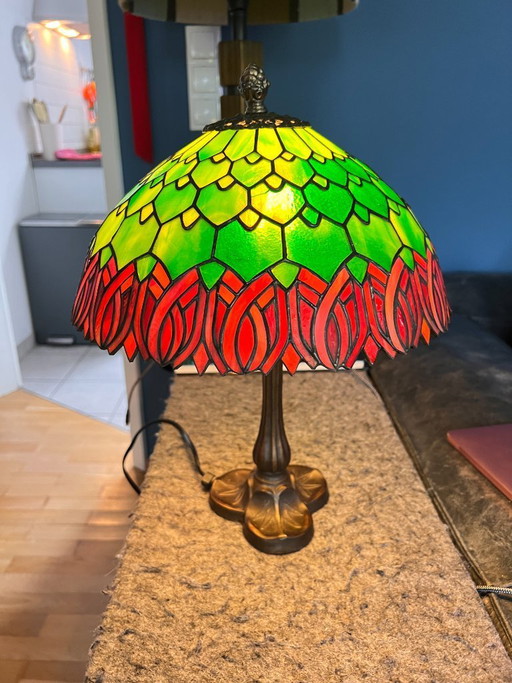 Green leaves Tiffany style Art Nouveau Art Deco table lamp desk living room lamp stained glass