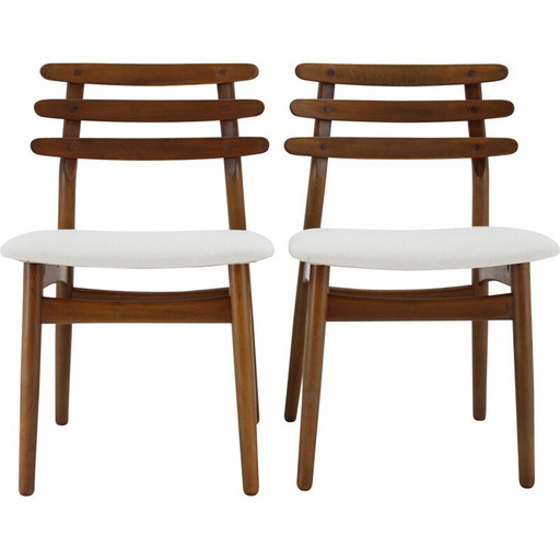 Pair of vintage J48 chairs in oakwood by Poul M. Volther, Denmark 1960s