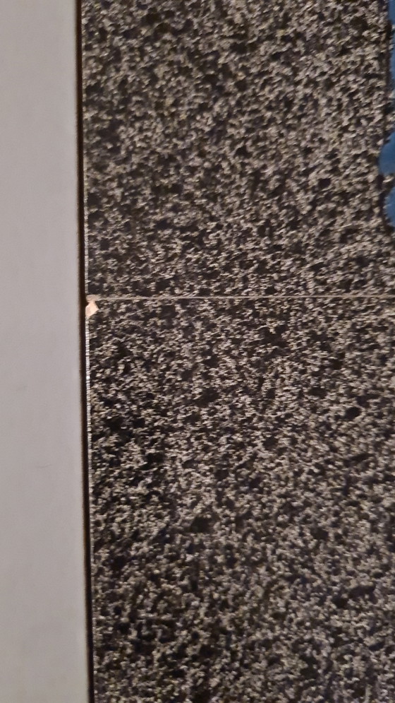 Image 1 of Glasierte Keramikwandplatte – Stilisierte weibliche Figur – signiert Capra – 1970er Jahre