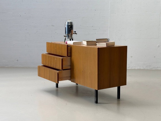 2 Credenze Vintage in Noce – Mid-Century Modern, anni '70 – Wood (photo 7 of 13)