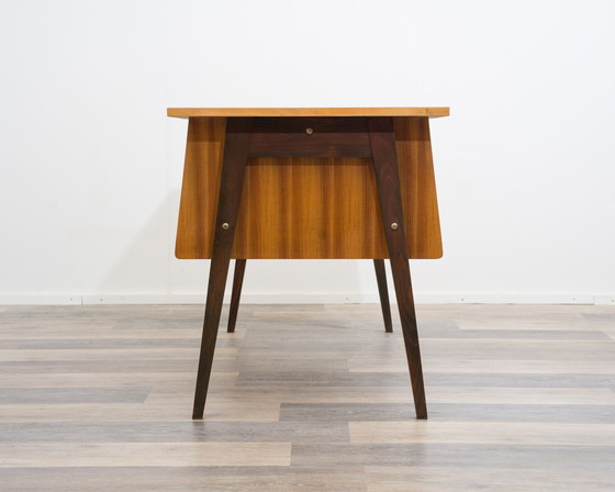 Image 1 of Bureau des années 50 avec pieds en ciseaux
