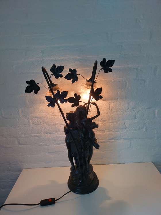 Image 1 of Lampada da tavolo Giovani amanti - Auguste Moreau