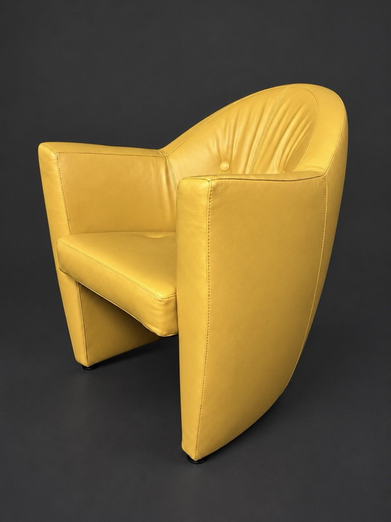 Leolux Carabita Armchair Yellow Leather (photo 2 of 5)