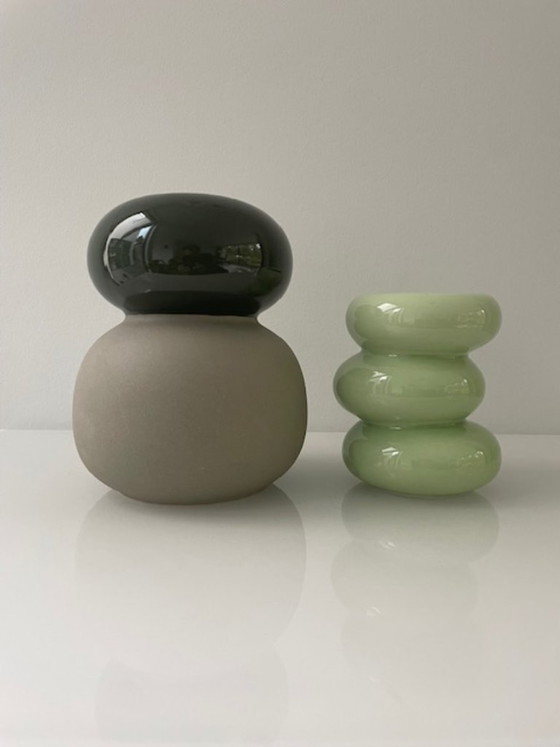 Image 1 of Set of 2 sculptural design vases in green and taupe