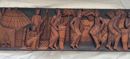 Sculpture africaine en bois signée
