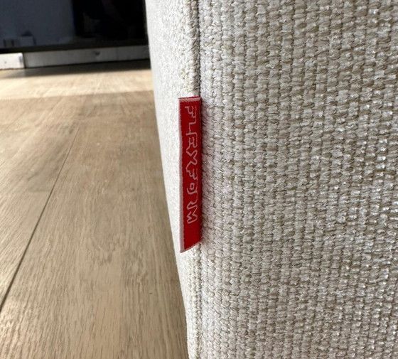 Image 1 of NEWLY UPHOLSTERED Flexform Groundpiece Corner Sofa