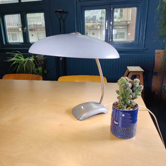 Image 1 of Magnifique lampe de bureau Bauhaus des années 1950, milieu de siècle