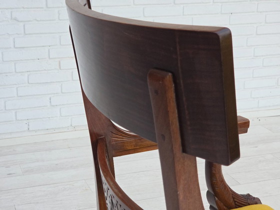 Image 1 of 1920-30er Jahre, Sessel aus geschnitztem Holz, Entwurf nach Georges Jacob, neu gepolstert.