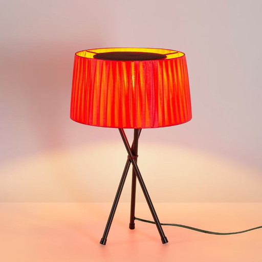 NIEUWE Tripode G6 Rode Tafellamp in Santa and Cole-stijl – tafellampen, Metal, Textile