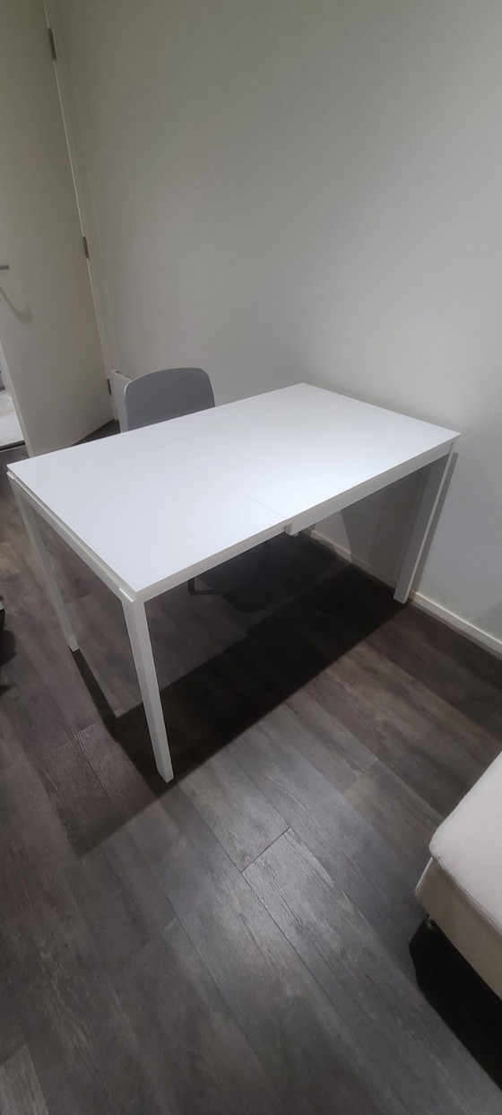 Image 1 of IKEA VANGSTA Uitschuifbare tafel
