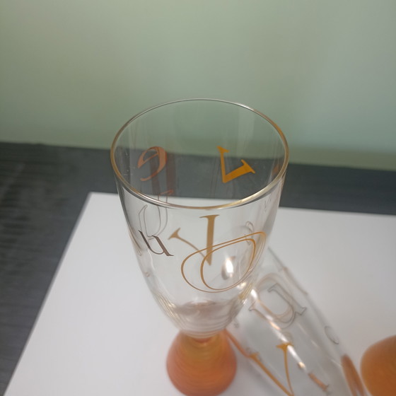 Vintage Veuve Clicquot 'Alphabet' Champagneflûtes – Set van 3 – Collector's Item – Glazen & Karaffen (photo 10 of 10)