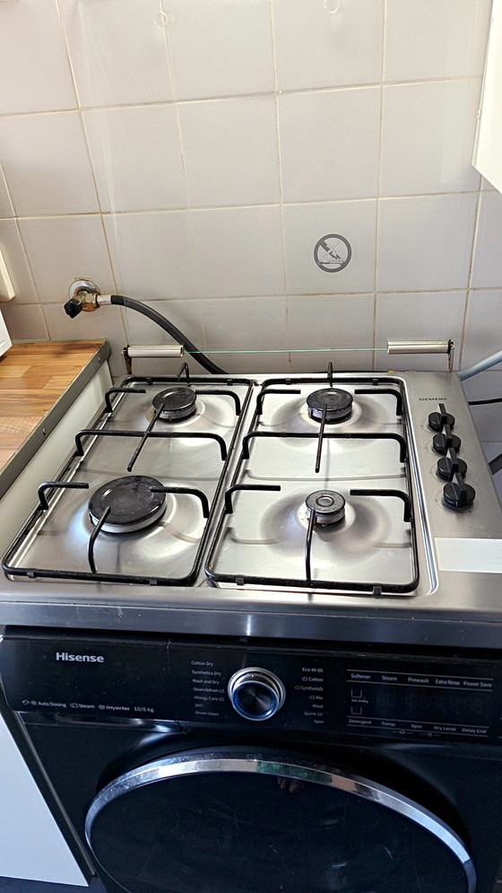 Image 1 of Freestanding gas hob with lid siemens