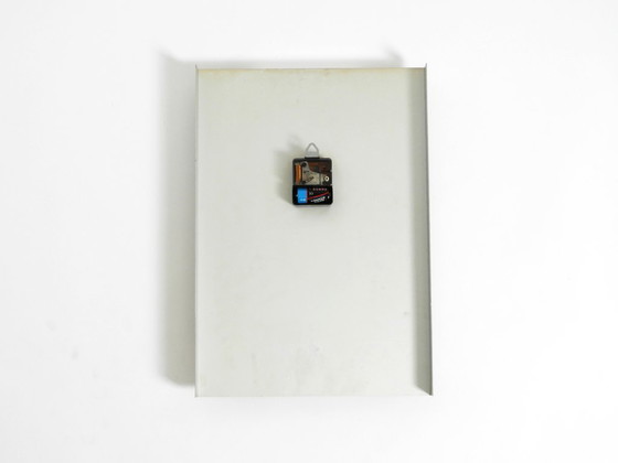 Image 1 of Grote originele Castrol reclamewerkplaatsklok uit de jaren 80 met origineel batterijmechanisme.