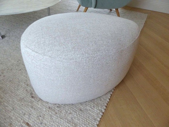 Image 1 of Set aus 2 Poufs des Modells „Caillou“, Design CARAVANE, aus strukturierter Baumwolle und Leinen