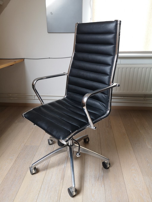 Office chair design