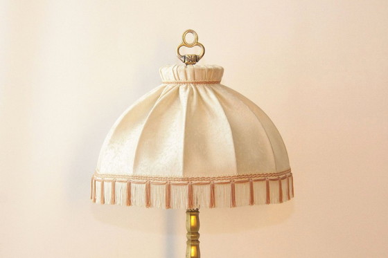 Image 1 of Tafellamp massief messing franjes 76cm jaren 1970 vintage