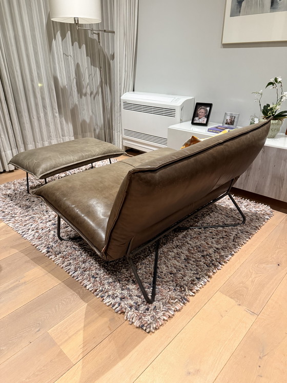 Image 1 of Jess Earl 2 cremalleras con puf de lectura 