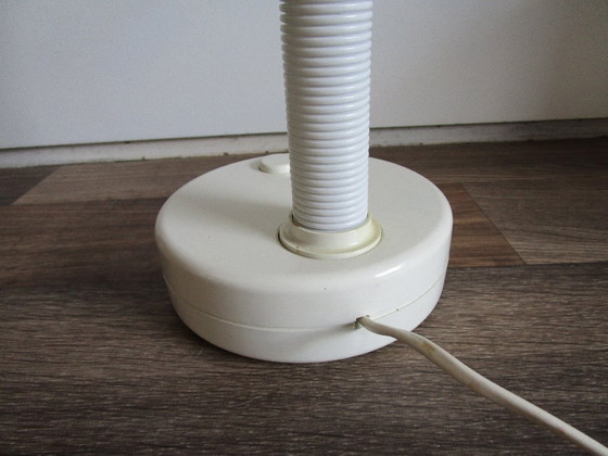 Lampe de bureau fluorescente massive de style futuriste, datant du début des années 1980. – Lampes de bureau (photo 5 of 10)
