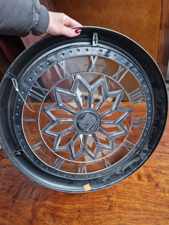 Image 1 of Beautiful large clock