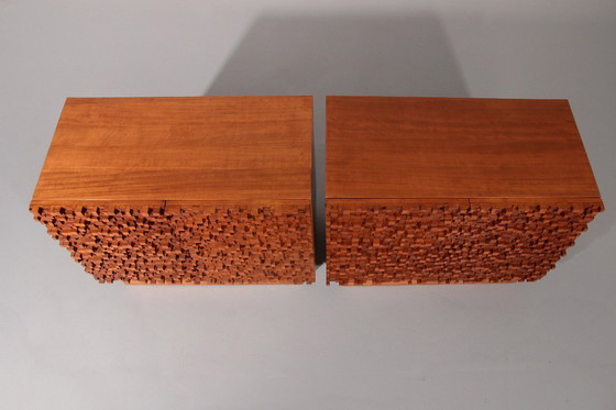 Image 1 of Zeitgenössisches Paar brutalistischer Sideboards aus Massivholz