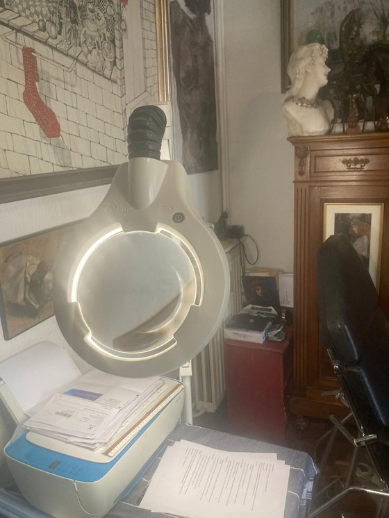 Image 1 of LOEPLAMP / Lamp met vergrootglas