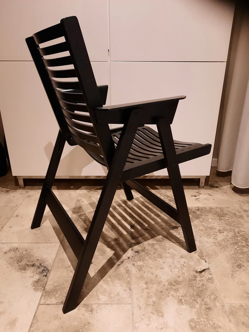 Chaise design de type RE'X conçue en 1952 par le designer slovène Nico Kralj .