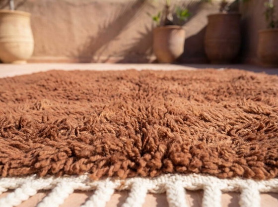 Image 1 of Handgemaakt bruin wollen vloerkleed 200 cm x 300 cm