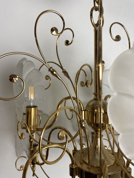 Image 1 of Elegant Italian Vintage Chandelier with Murano Shells