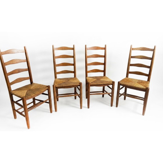 Image 1 of Ensemble de 4 chaises de salle à manger, chaises rustiques en chêne à dossier échelle, années 1960, Belgique, assises en jonc