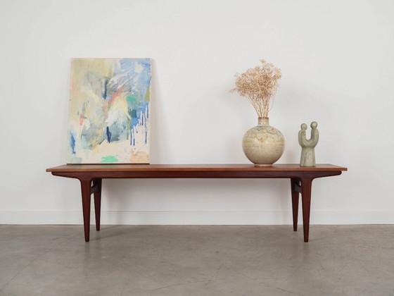 Image 1 of Eikenhouten dressoir, Deens design, jaren 70, productie: Denemarken