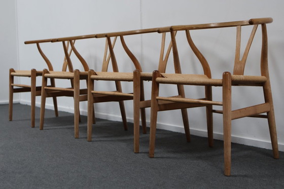 Image 1 of 4x Hans J. Wegner CH24 Sedie a spina di pesce in quercia, anni '70 Danimarca