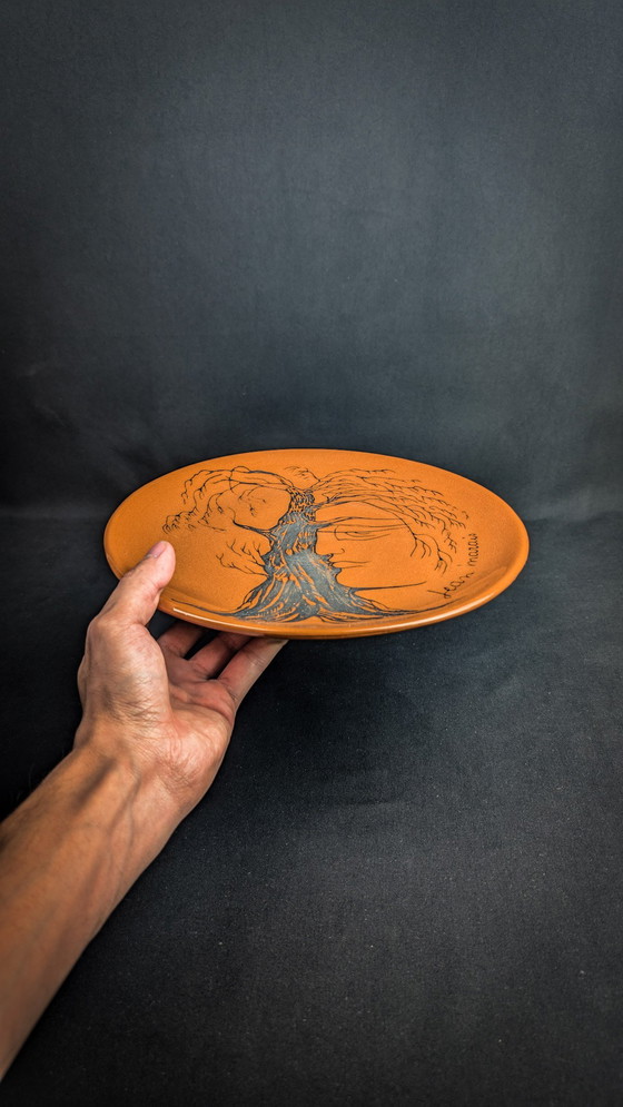 Image 1 of Assiette En Céramique Vernissée Signée Jean Marais Visage & Arbre Vallauris