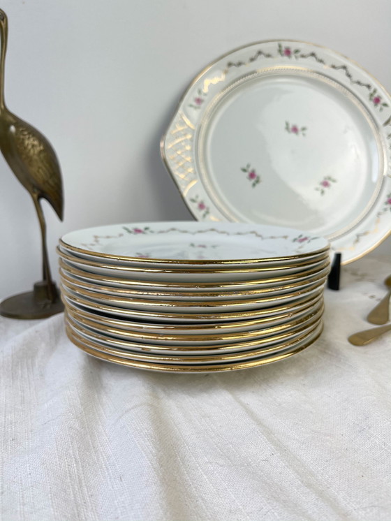 Image 1 of Set di 11 piatti piccoli + piatto in porcellana vintage L'Amandinoise motivo floreale