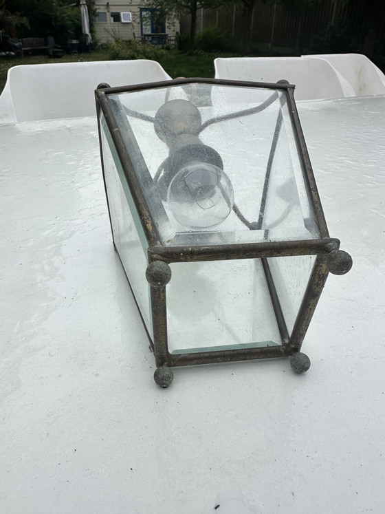 Image 1 of Antieke koperen lantaarn met bewerkt glas