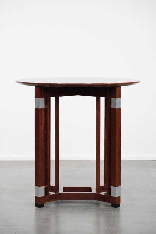 Round Art Deco design side/coffee table by Schuitema from the Decoforma series