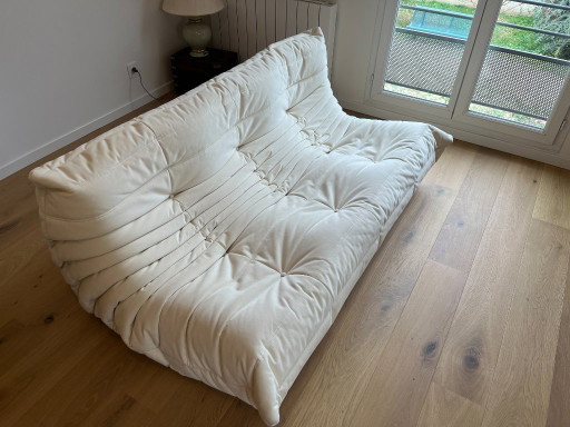 Canapé TOGO Ligne Roset 3 places ALCANTARA Eggshell - NEUF avec Facture