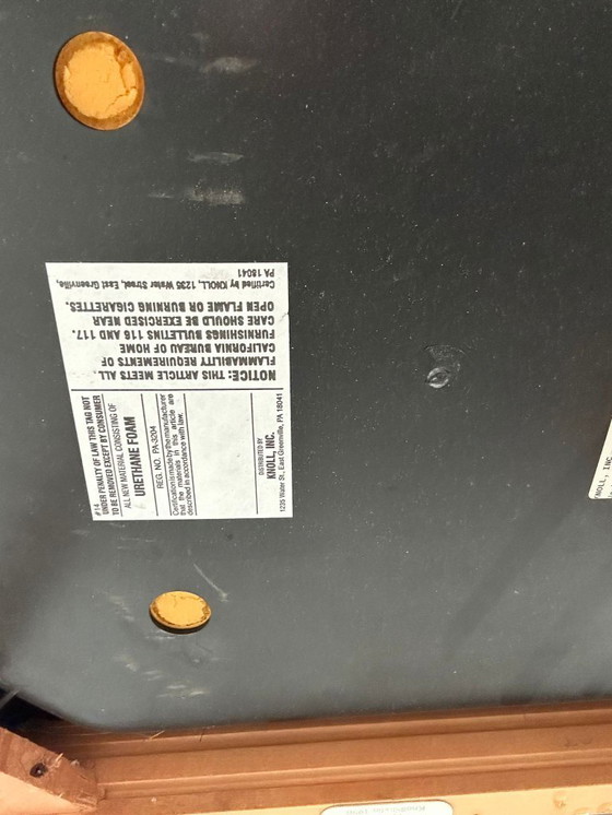 Image 1 of Silla Knoll International Ricchio de Linda y Joseph Ricchio