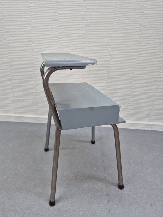 Image 1 of Table de chevet vintage à cadre tubulaire Auping, Wim Rietveld.