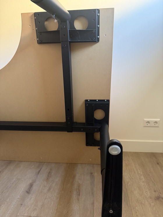 Image 1 of Escritorio de esquina eficaz de IKEA