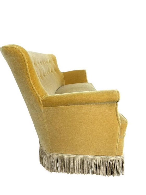 Image 1 of Poltrona/divano/tre posti vintage color giallo ocra con frange