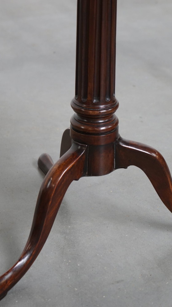 Image 1 of Antigua mesa de vino/mesa auxiliar inglesa del siglo XIX