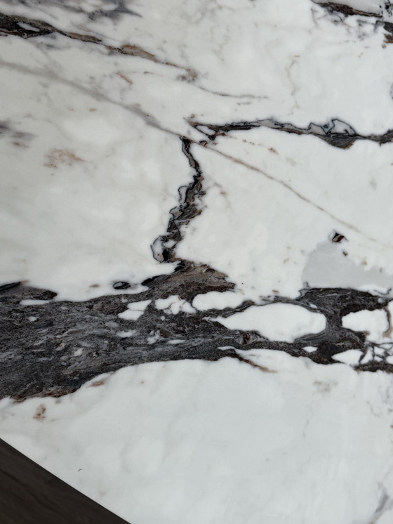 Image 1 of Table de salle à manger Leolux Tico NEUVE