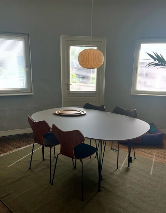 Image 1 of Fritz Hansen dining table with 4 chairs