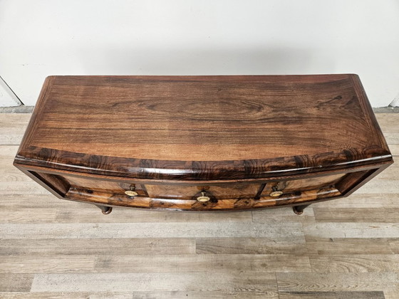 Image 1 of Toscaanse Art Deco kaptafel uit de jaren 40 van walnootwortelhout.