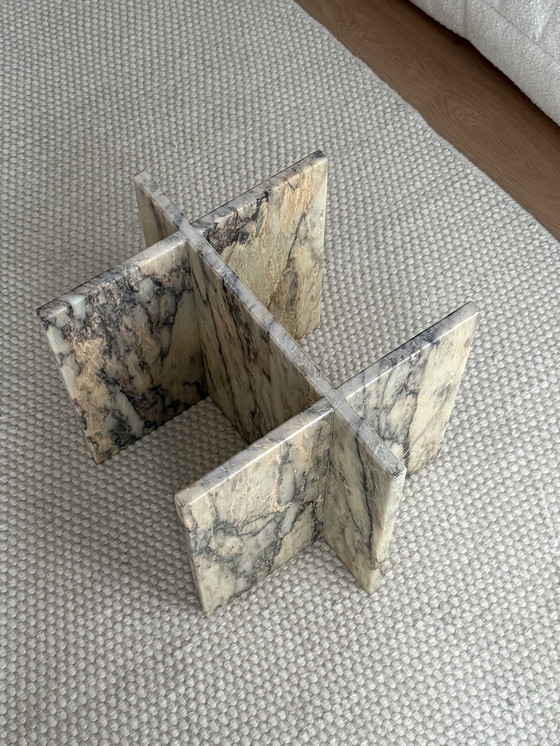 Image 1 of table basse vintage en marbre